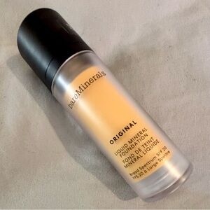 bareMinerals Original Liquid Foundation Light 08 SPF 20